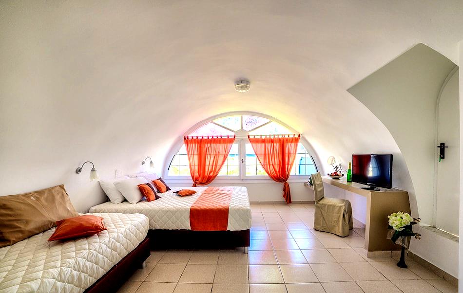 Pantheon Hotel